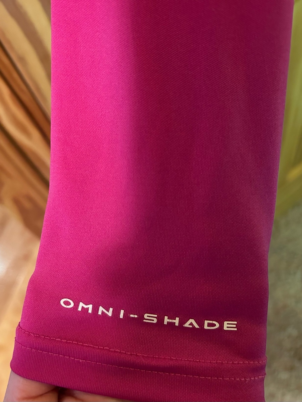 Columbia Kids Hooded Performance Top in Raspberry - Picture 4 of 5